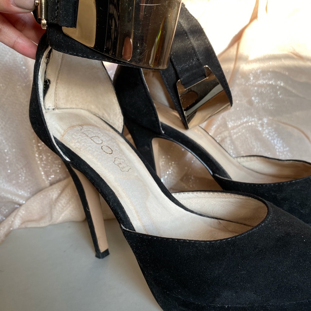 Aldo Gold Cuffed Heels